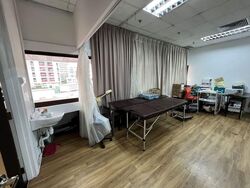 Fu Lu Shou Complex (D7), Office #557274021
